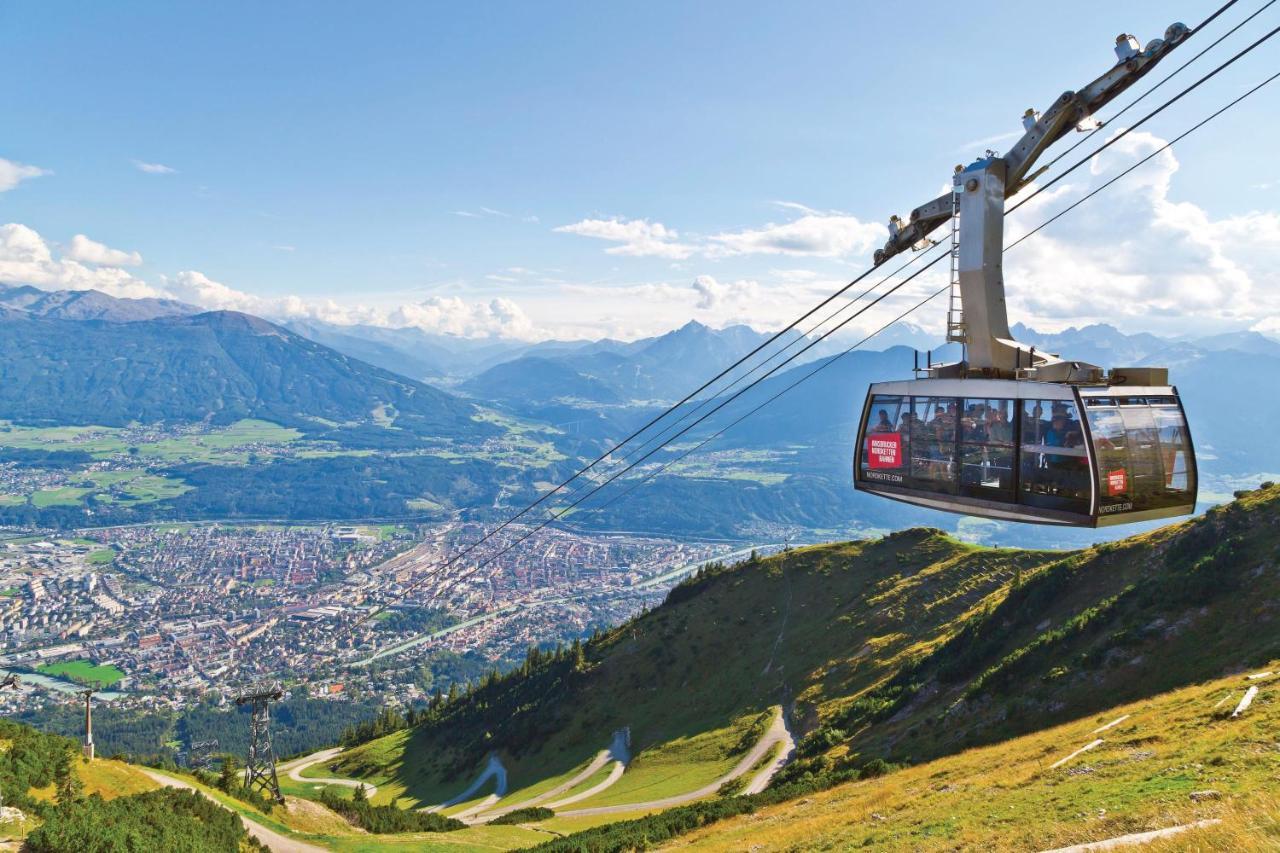 Riesiges Zentrales Apartment Mit Parkplatz Innsbruck Bagian luar foto